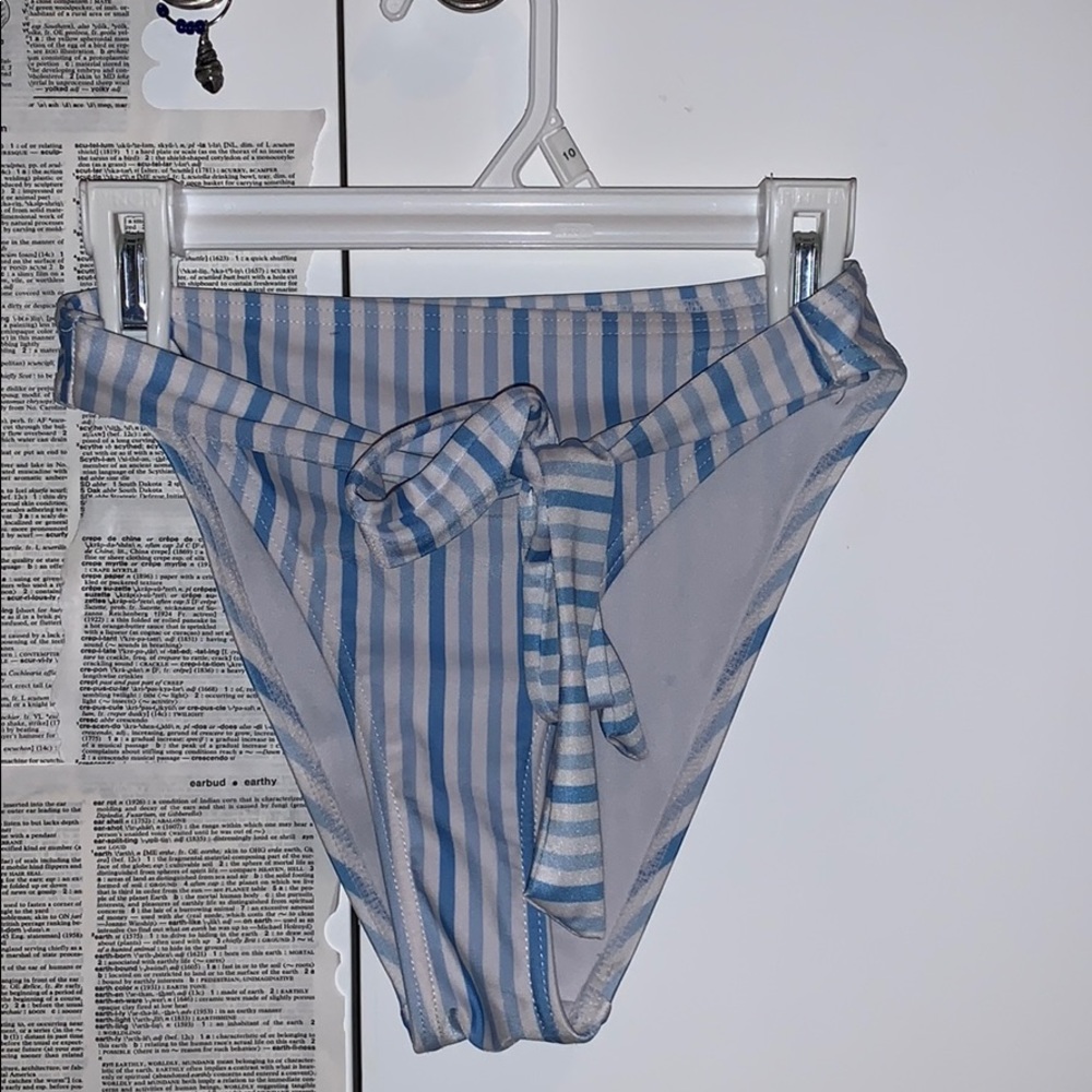 ASOS Swim suit bottoms size 4